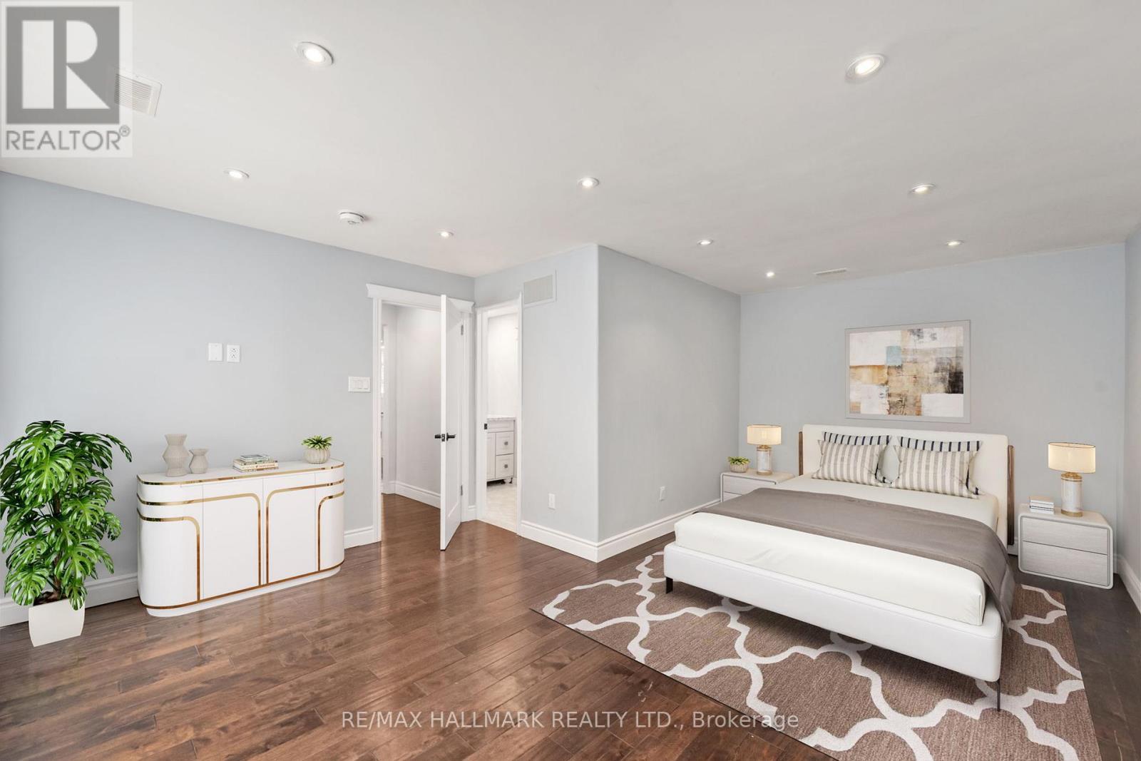 21 King High Avenue, Toronto, ON - Indoor Photo Showing Bedroom