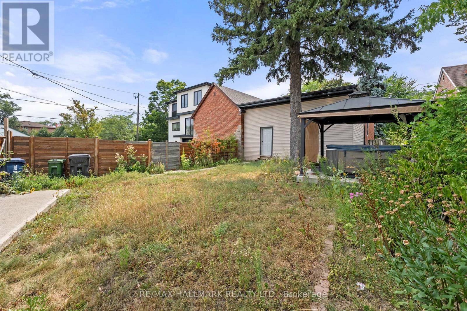 21 King High Avenue, Toronto, ON - Outdoor