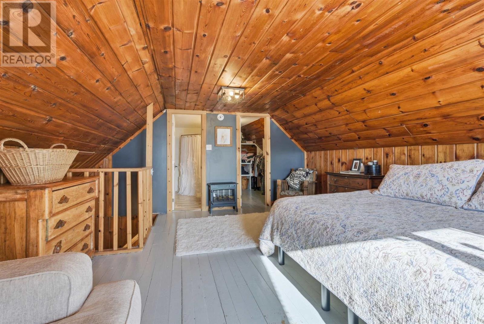 40 Michigan Ave, Blind River, ON - Indoor Photo Showing Bedroom