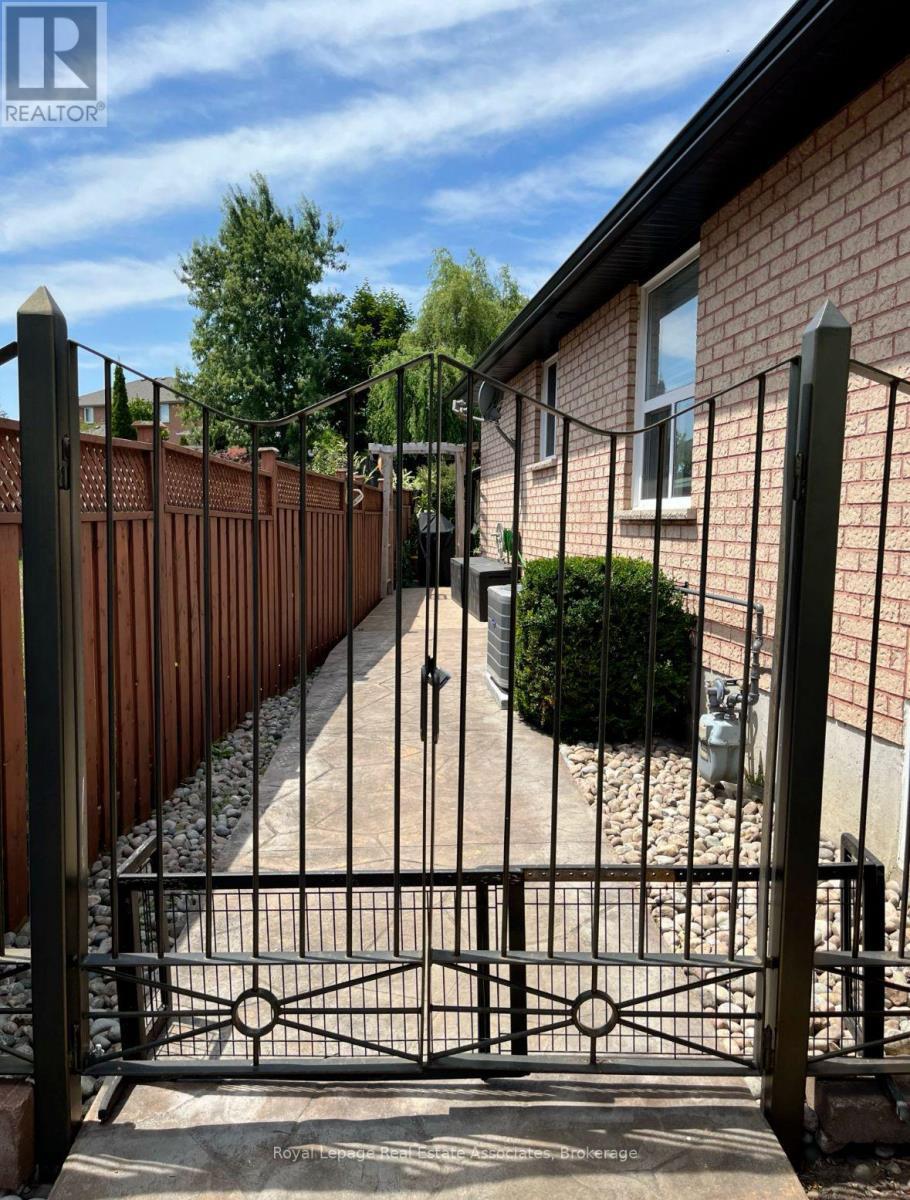 Summer Photos - 84 Loon Avenue, Barrie, ON - Outdoor