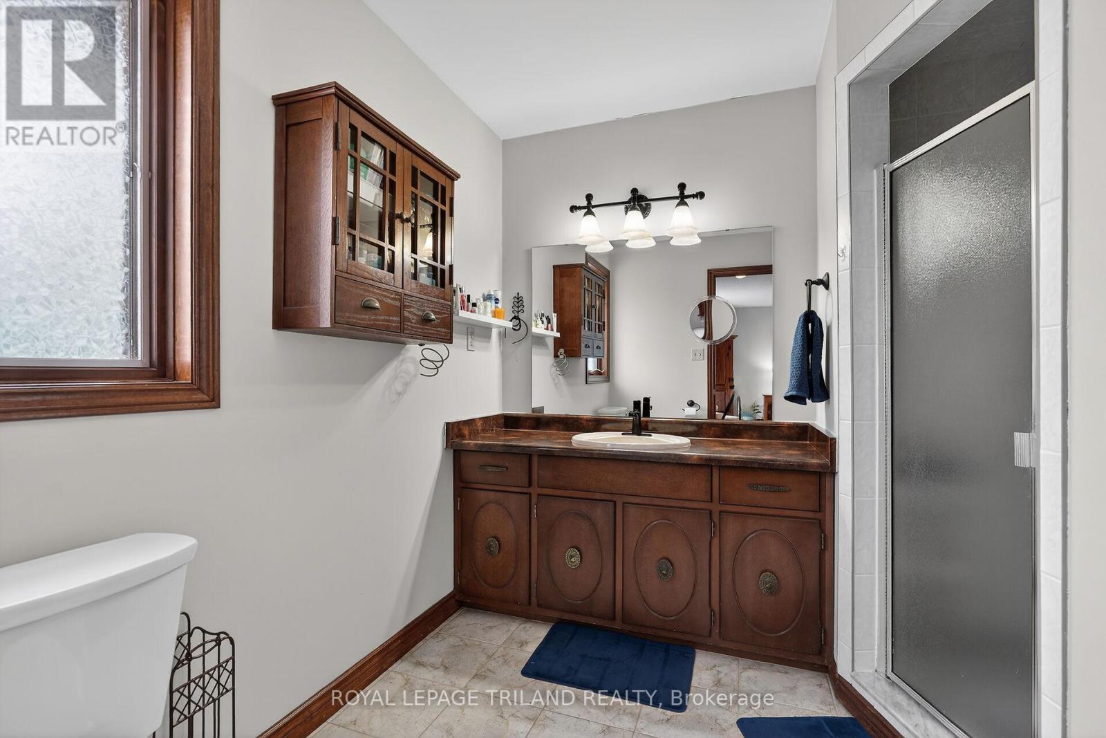 Second Level: 3-Piece Primary Ensuite - 126 Somerset Road, London South (South K), ON - Indoor Photo Showing Bathroom