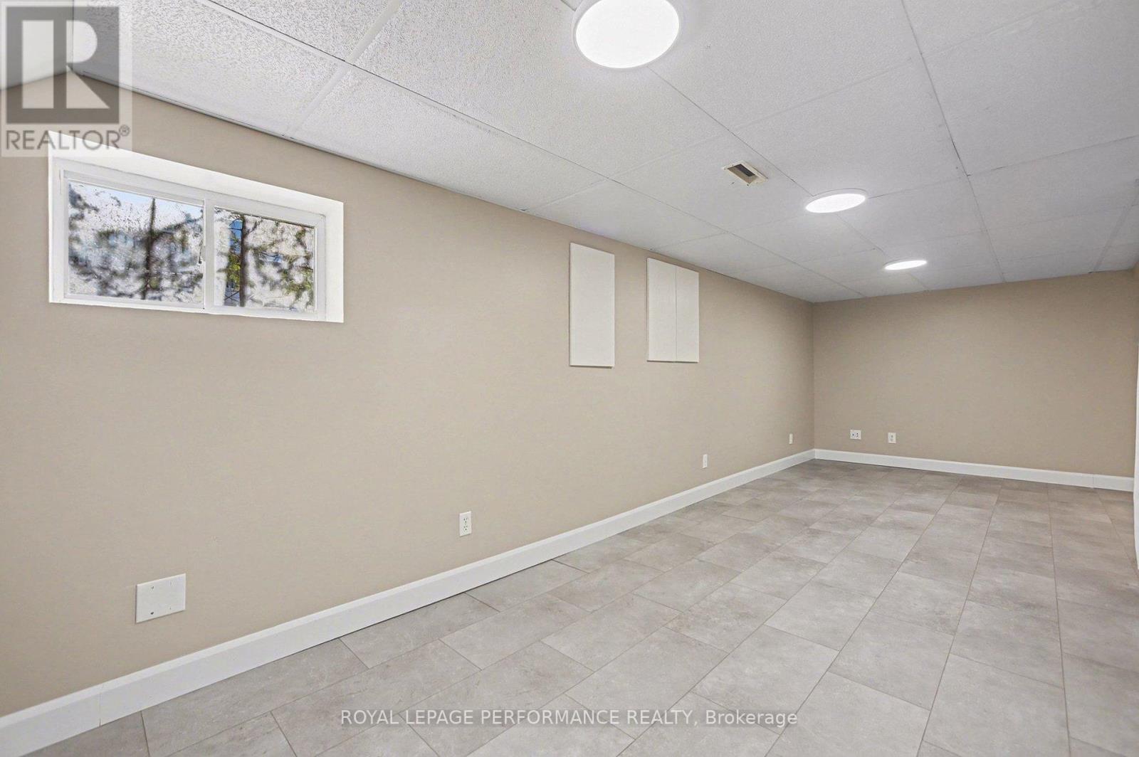 Lower level fully finished - 975 Sheridan Avenue, Ottawa, ON - Indoor