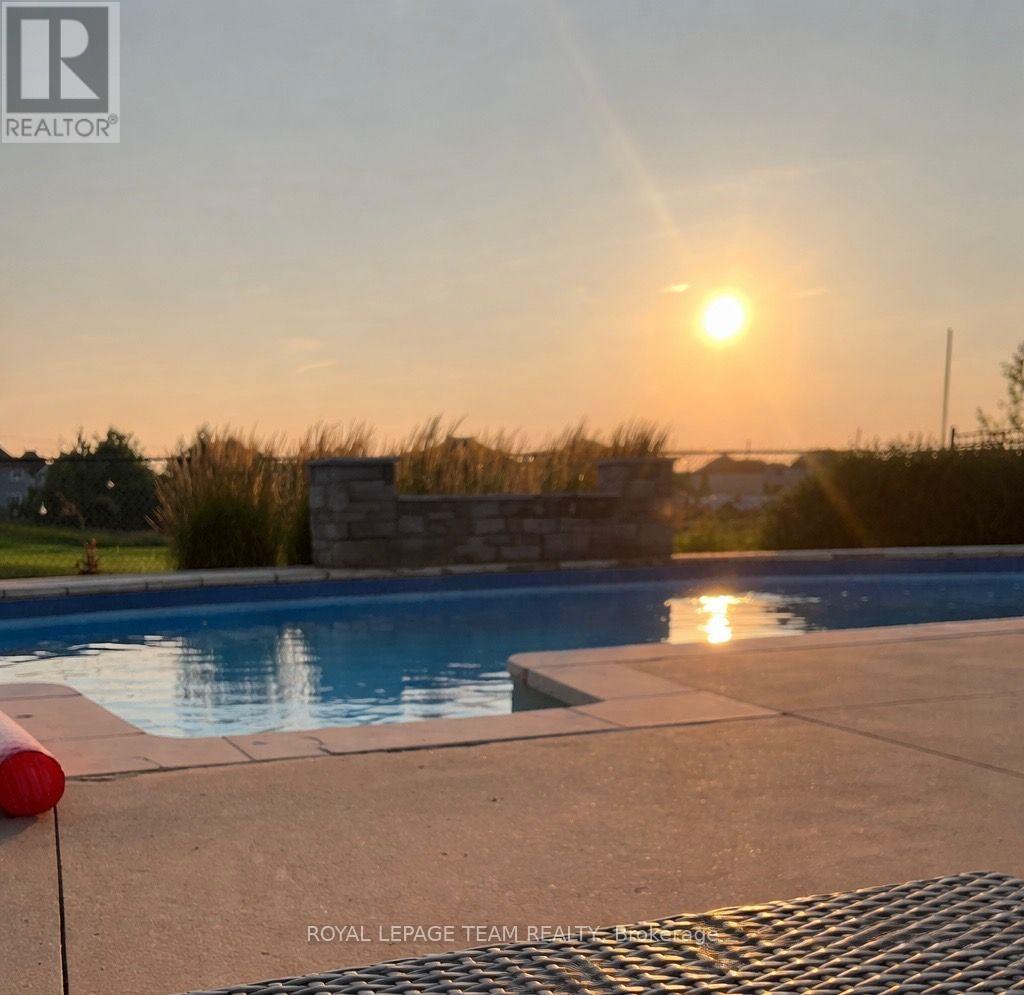 430 Kilmarnock Way, Ottawa, ON - Outdoor With View