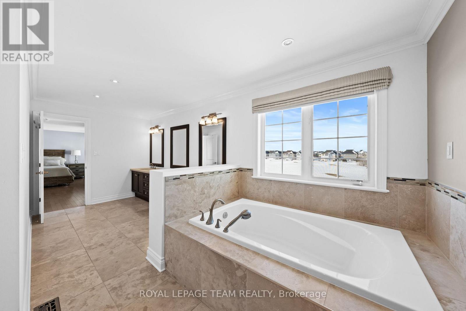 430 Kilmarnock Way, Ottawa, ON - Indoor Photo Showing Bathroom