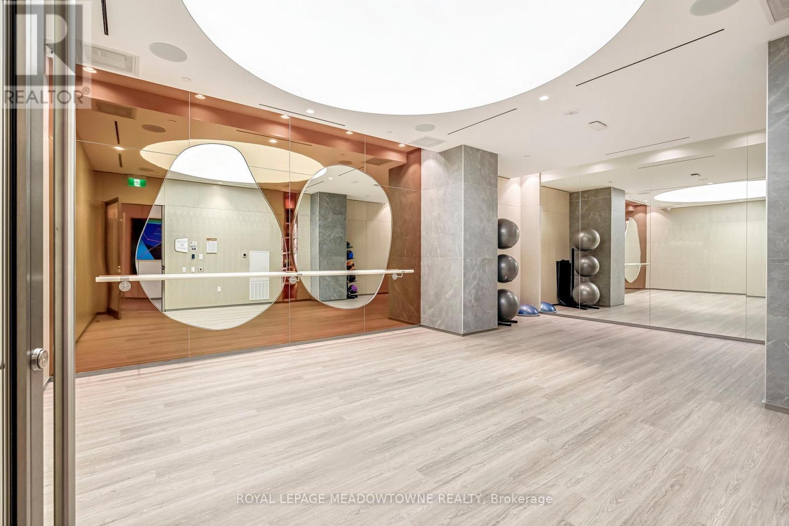 826 - 155 Merchants' Wharf, Toronto, ON - Indoor