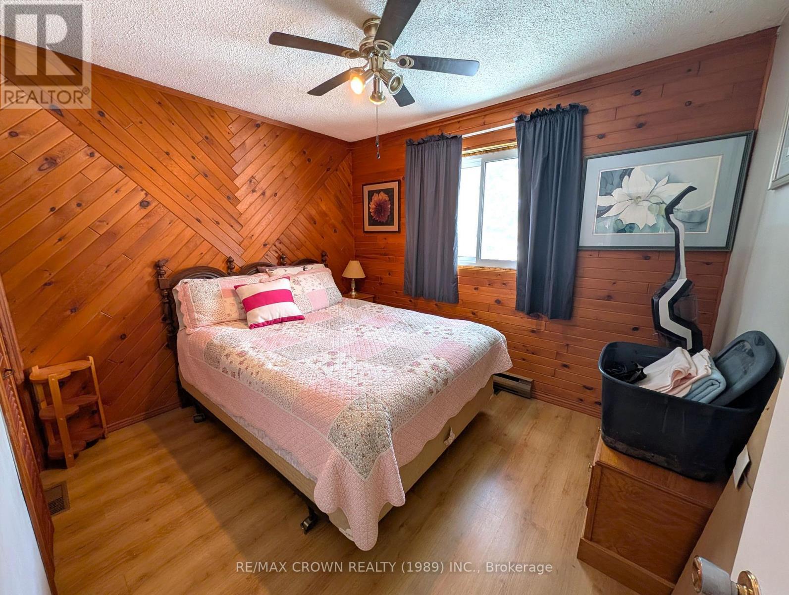 129 Bertha Road, East Ferris, ON - Indoor Photo Showing Bedroom