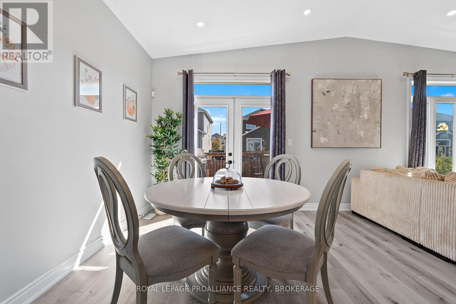 1556 Albany Drive, Kingston (City Northwest), ON - Indoor Photo Showing Dining Room