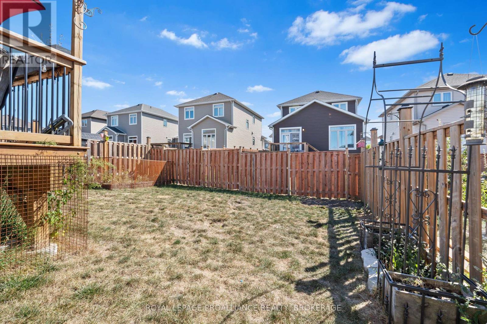 1556 Albany Drive, Kingston (City Northwest), ON - Outdoor