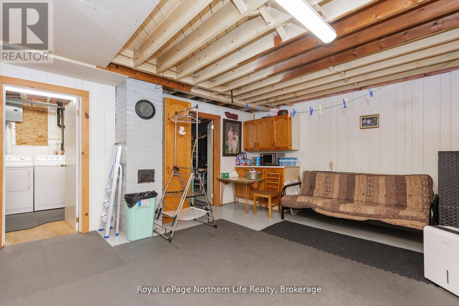 91 Oak Street, Unorganized Townships (Thorne), ON - Indoor Photo Showing Basement