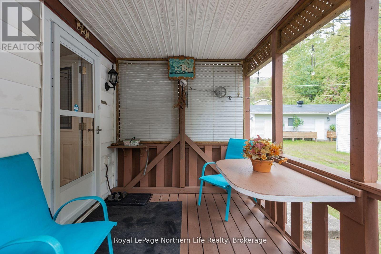 91 Oak Street, Unorganized Townships (Thorne), ON - Outdoor With Deck Patio Veranda With Exterior