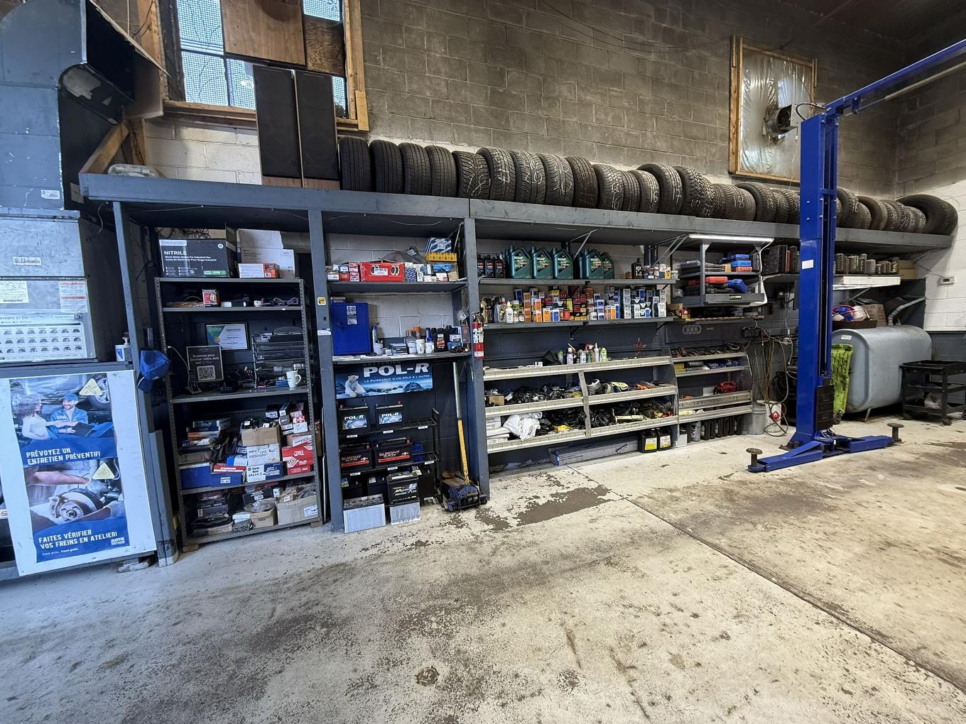 Intérieur - 11 Indisponible, Laval (Laval-Des-Rapides), QC - Indoor