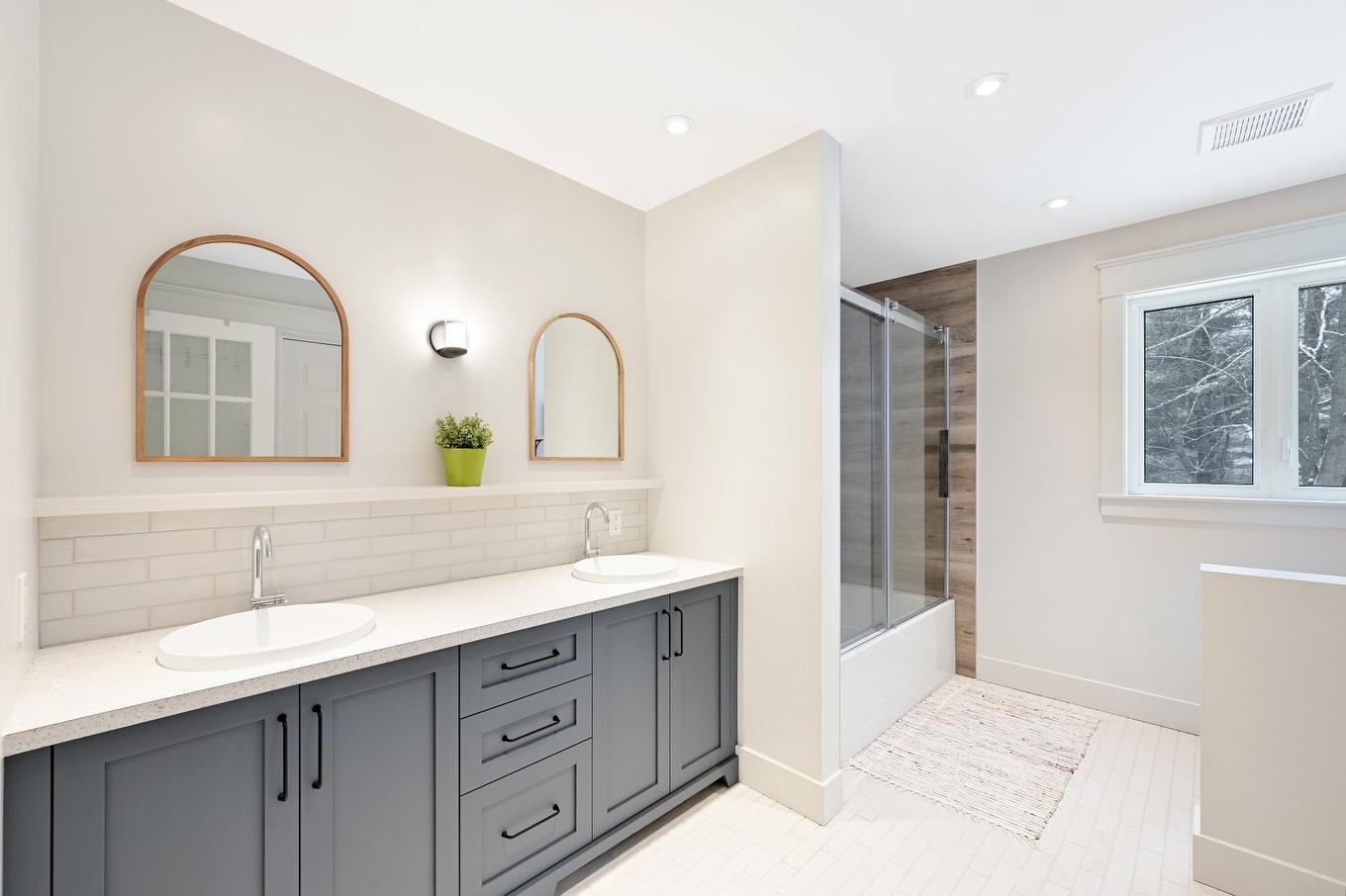 Salle de bains - 319 23E Avenue E., Venise-En-Québec, QC - Indoor Photo Showing Bathroom