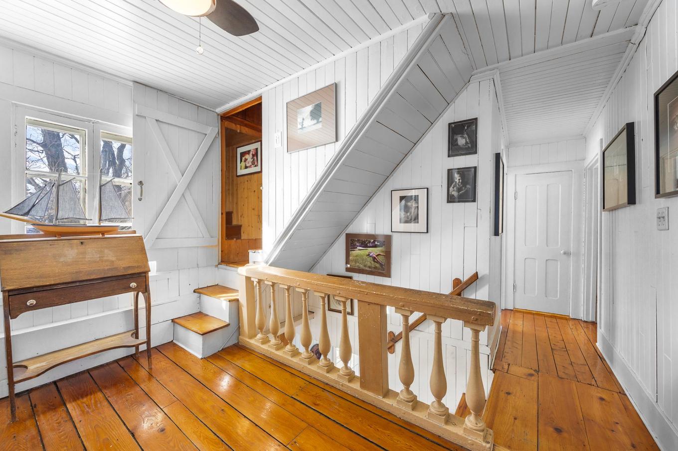 Staircase - 3 Av. St-Joseph, Saint-Ours, QC - Indoor Photo Showing Other Room