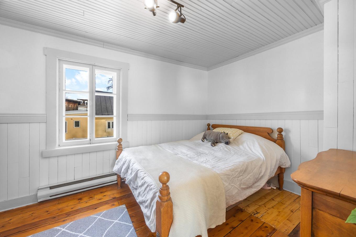 Bedroom - 3 Av. St-Joseph, Saint-Ours, QC - Indoor Photo Showing Bedroom