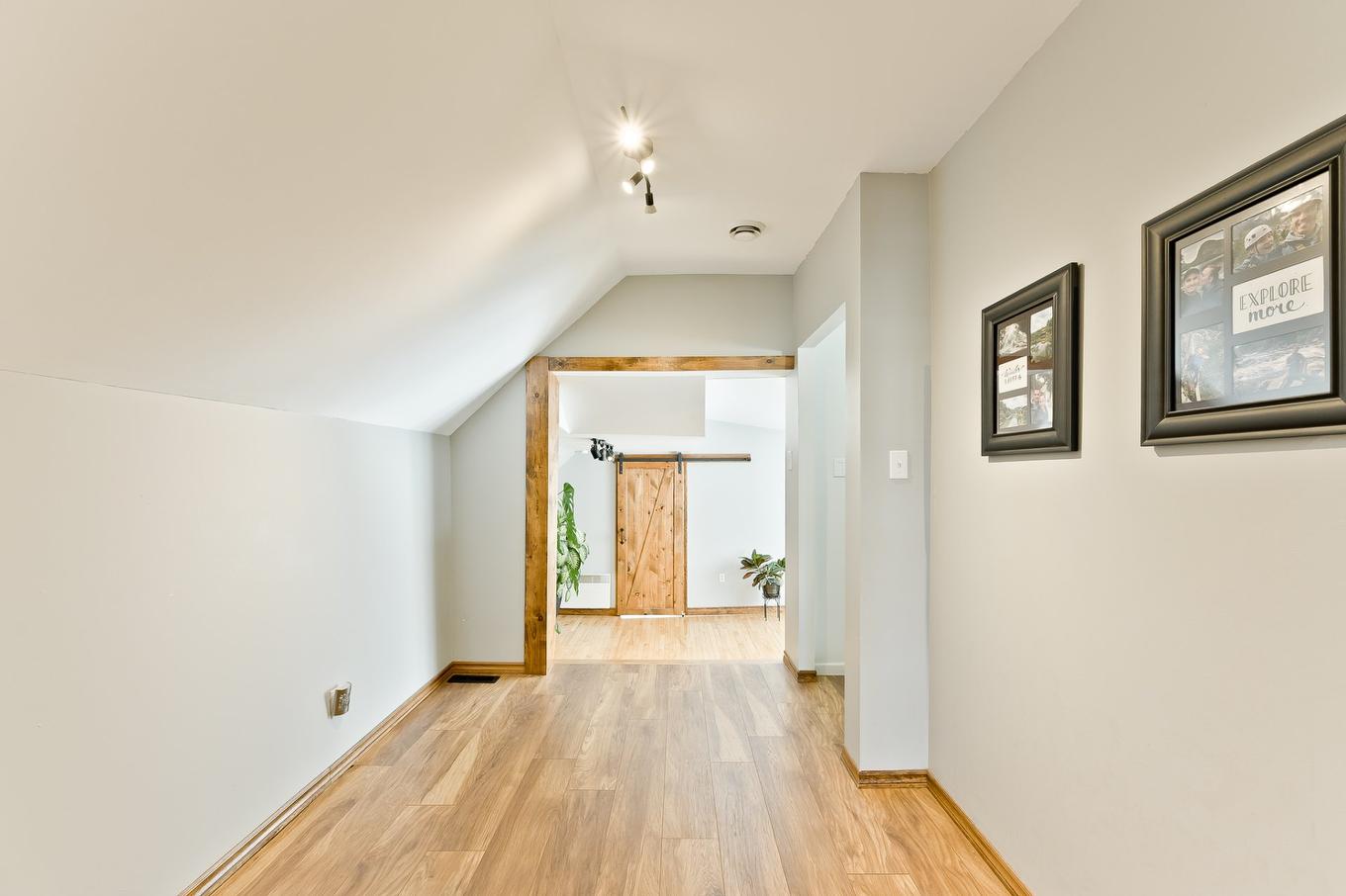 Corridor - 390 Rue Principale, Stoke, QC - Indoor Photo Showing Other Room