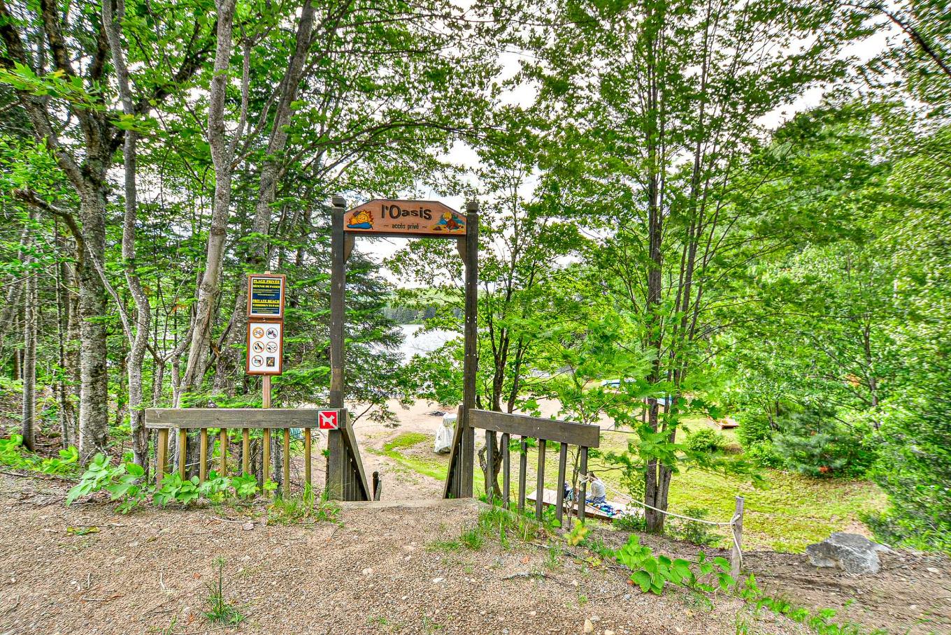 Accès au plan d'eau - 38 Imp. Denise, Lac-Supérieur, QC - Outdoor