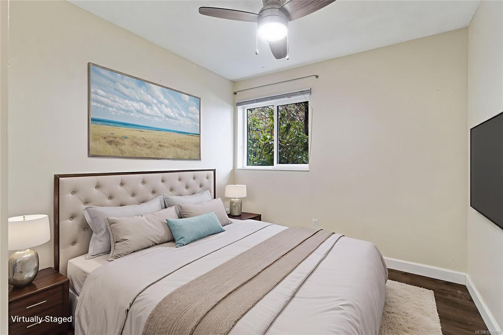 130-6711 Dover Rd, Nanaimo, BC - Indoor Photo Showing Bedroom