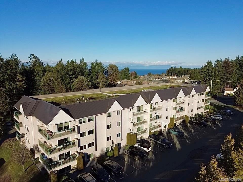 130-6711 Dover Rd, Nanaimo, BC - Outdoor With View