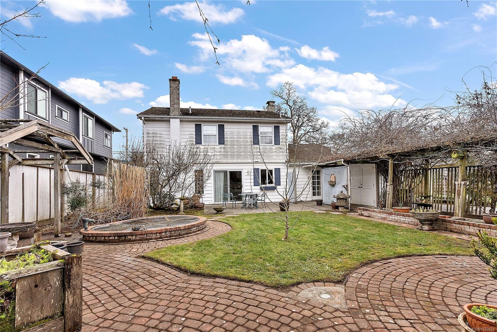 1806 Feltham Rd, Saanich, BC