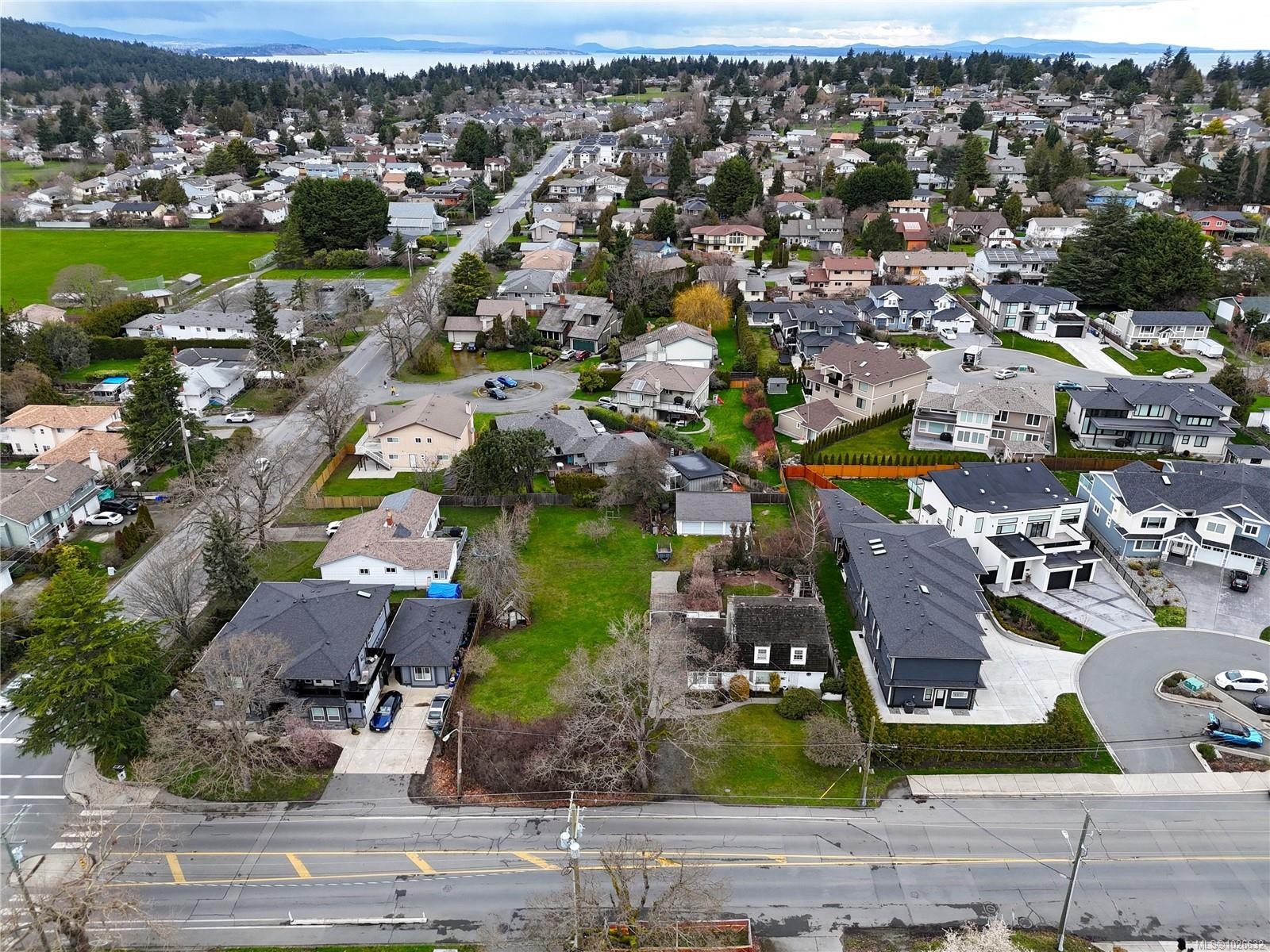 1806 Feltham Rd, Saanich, BC