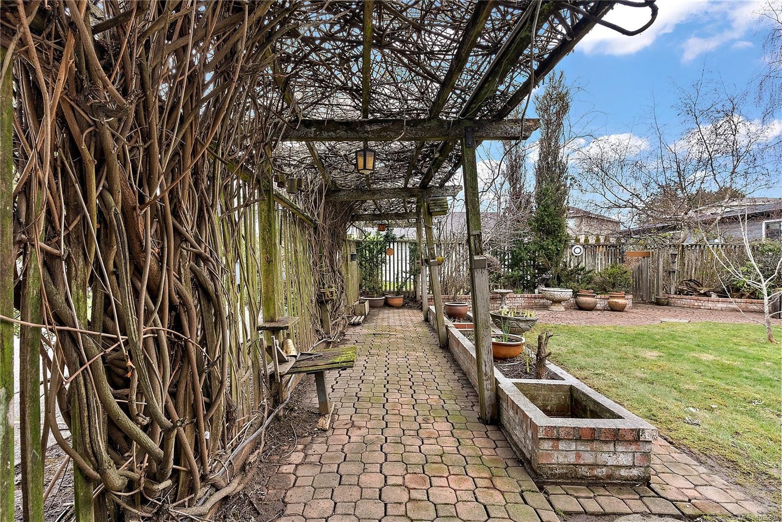 1806 Feltham Rd, Saanich, BC