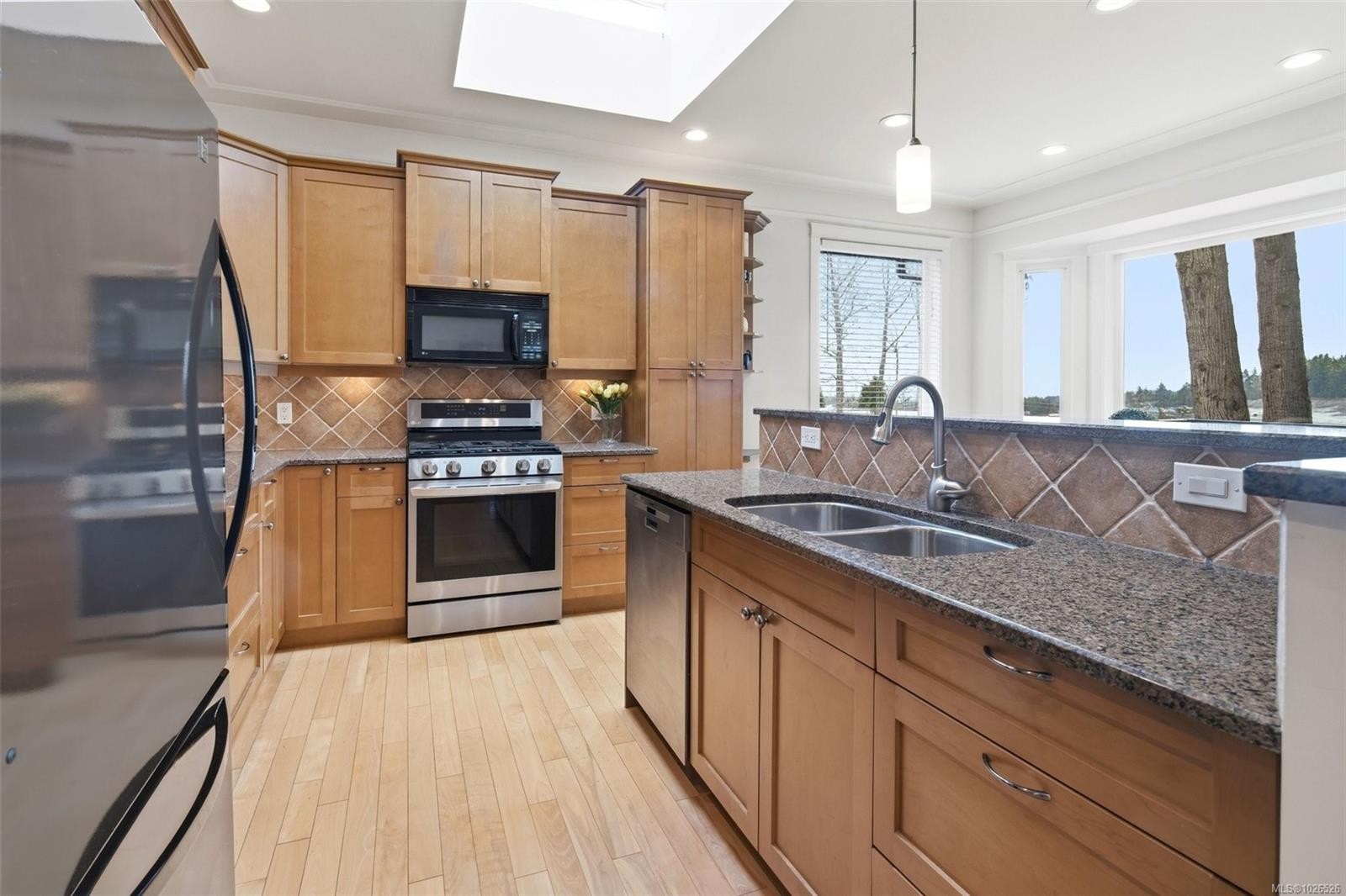 485 Outrigger Loop, Colwood, BC