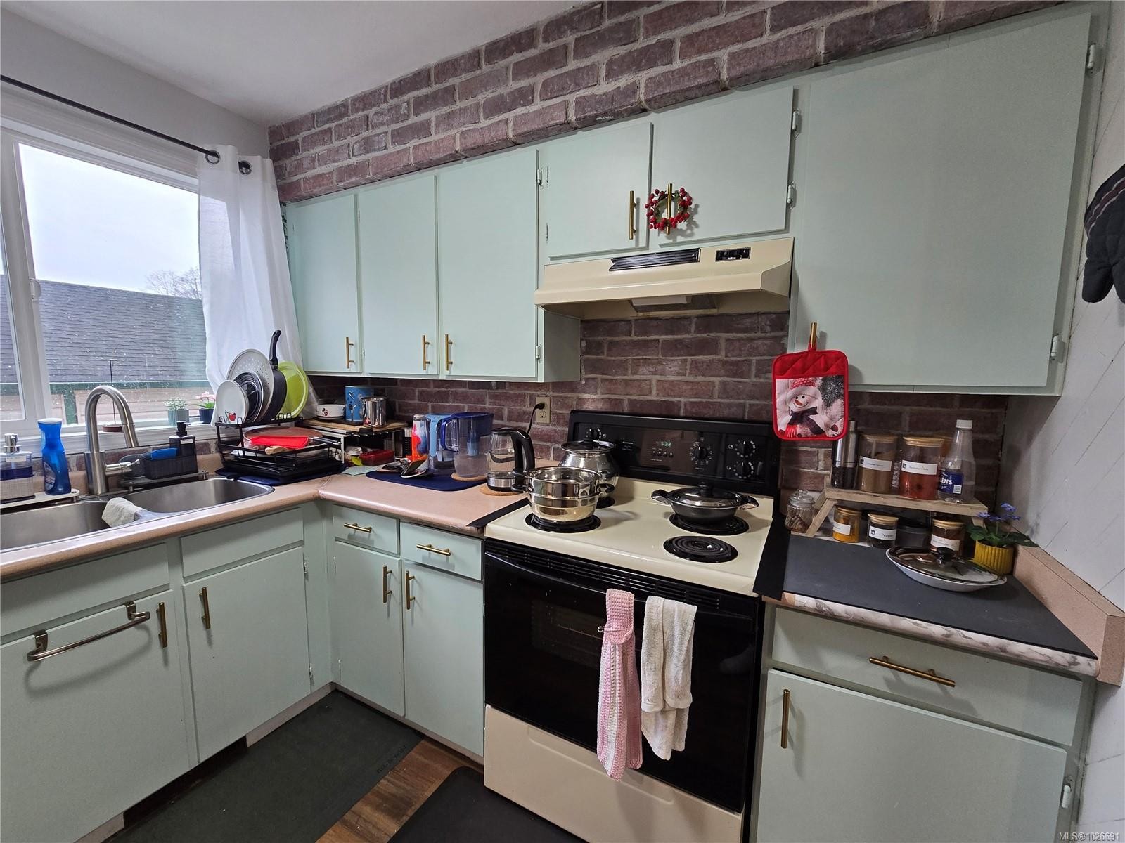 7312 Pine Dr, Port Hardy, BC