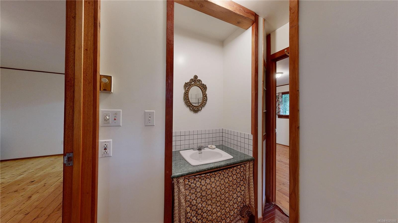 2907 Bevmaril Cres, Gabriola Island, BC