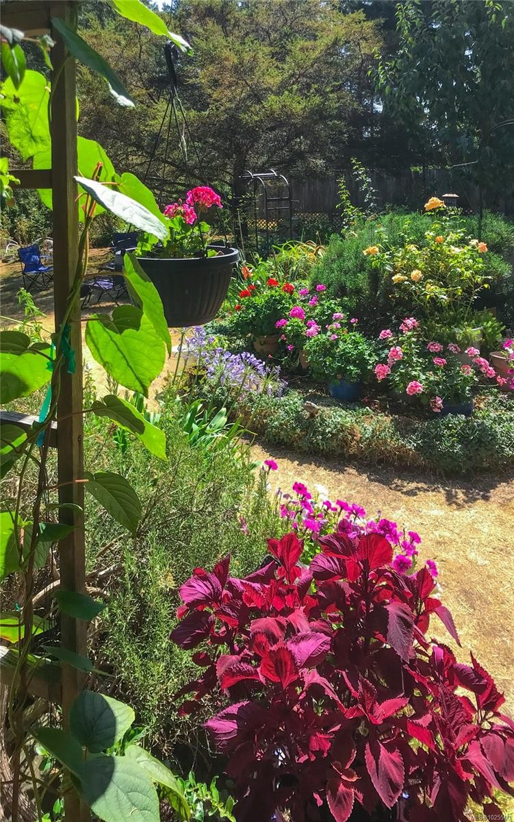 2907 Bevmaril Cres, Gabriola Island, BC