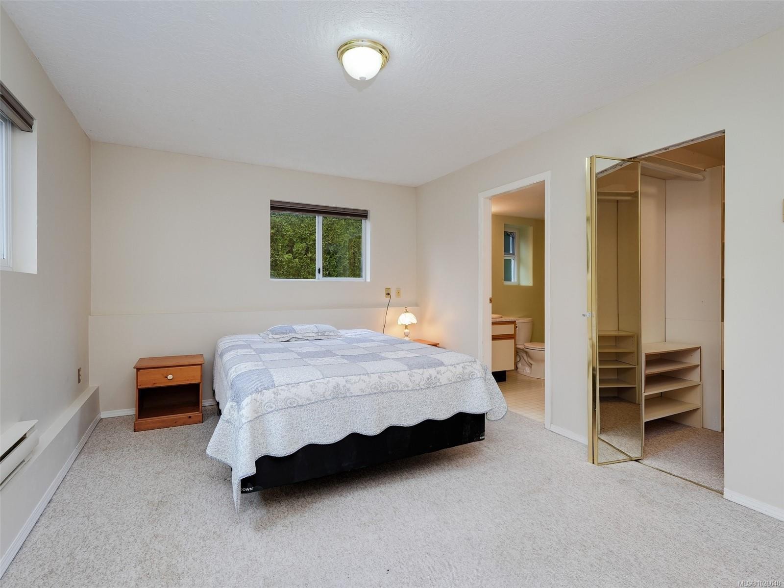 4010 Hollyridge Pl, Saanich, BC