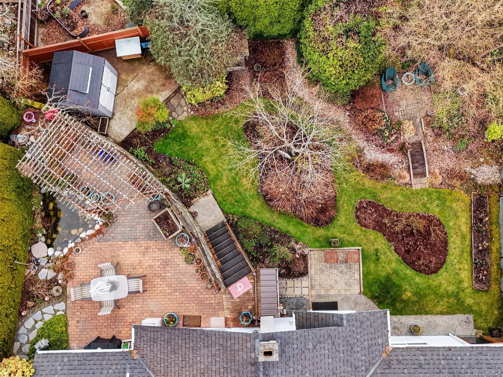 4010 Hollyridge Pl, Saanich, BC