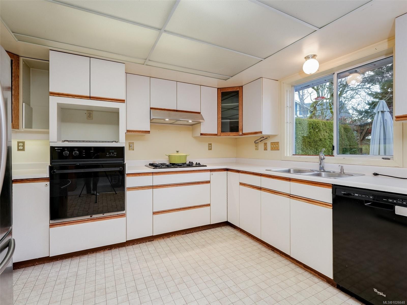 4010 Hollyridge Pl, Saanich, BC