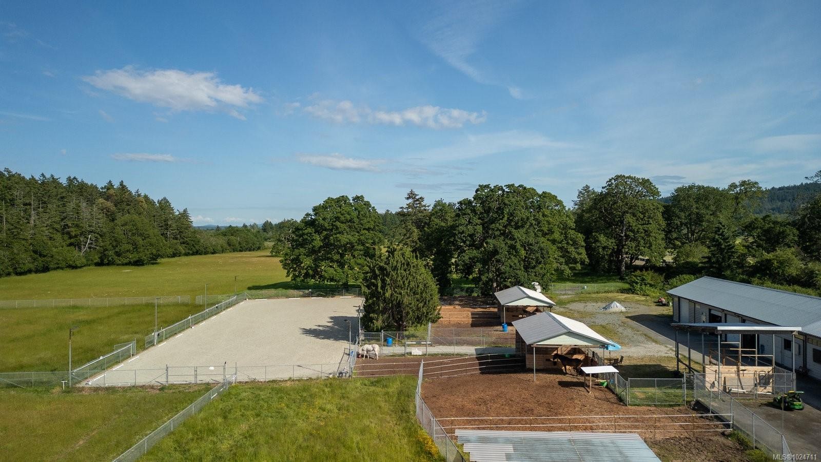 9775 West Saanich Rd, North Saanich, BC