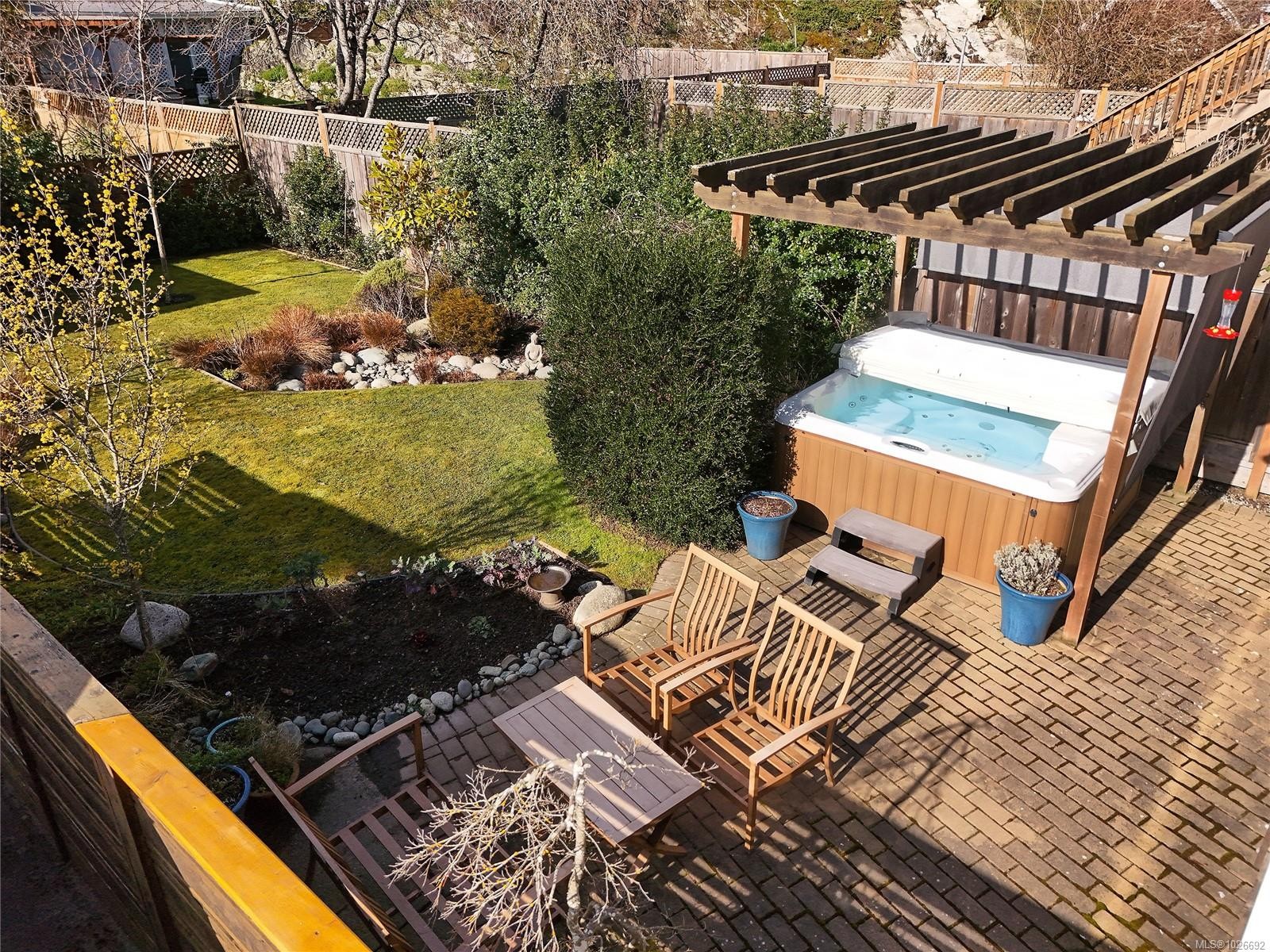 486 Foster St, Esquimalt, BC