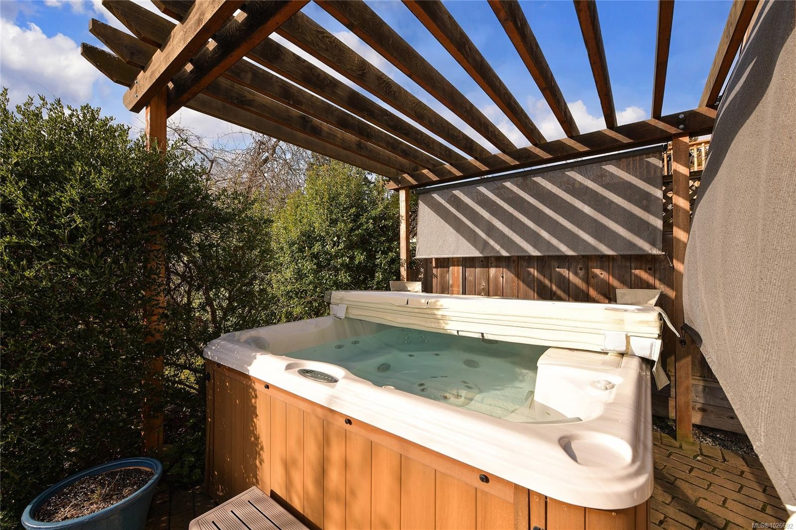 486 Foster St, Esquimalt, BC