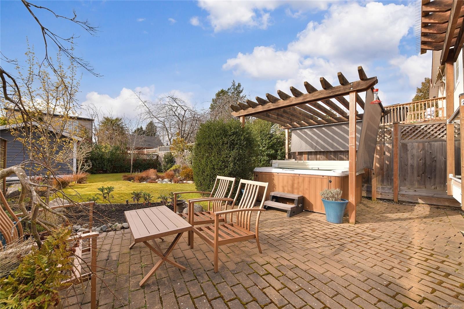 486 Foster St, Esquimalt, BC