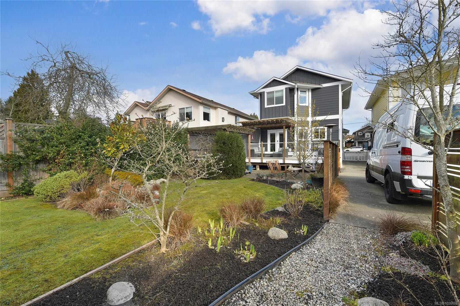 486 Foster St, Esquimalt, BC