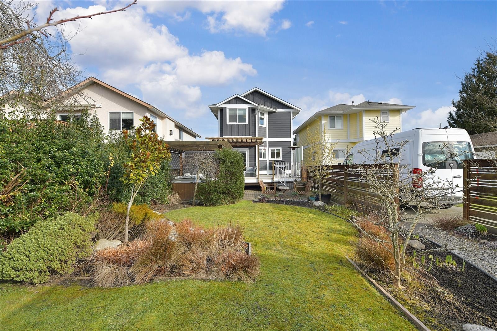 486 Foster St, Esquimalt, BC