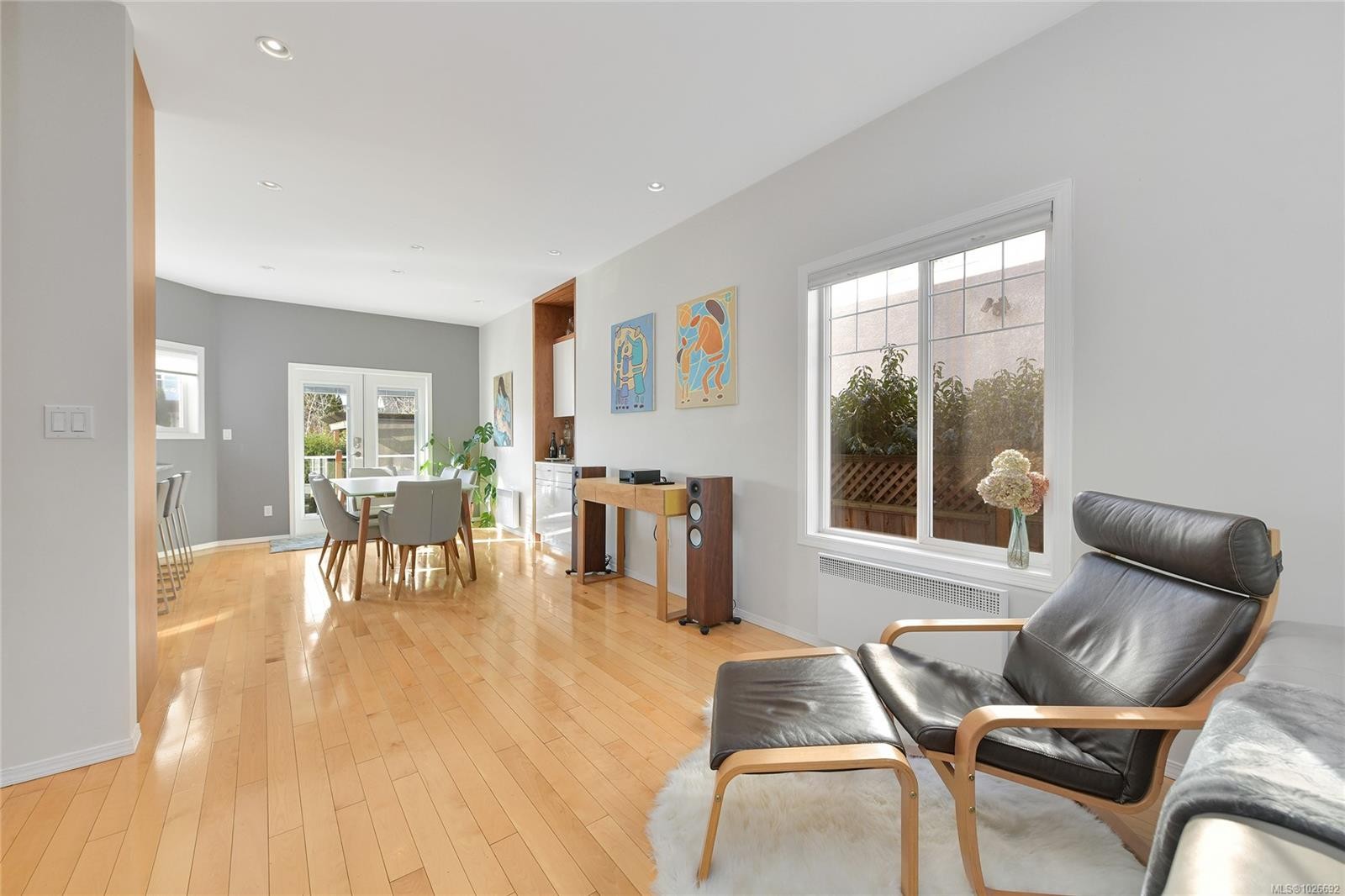 486 Foster St, Esquimalt, BC