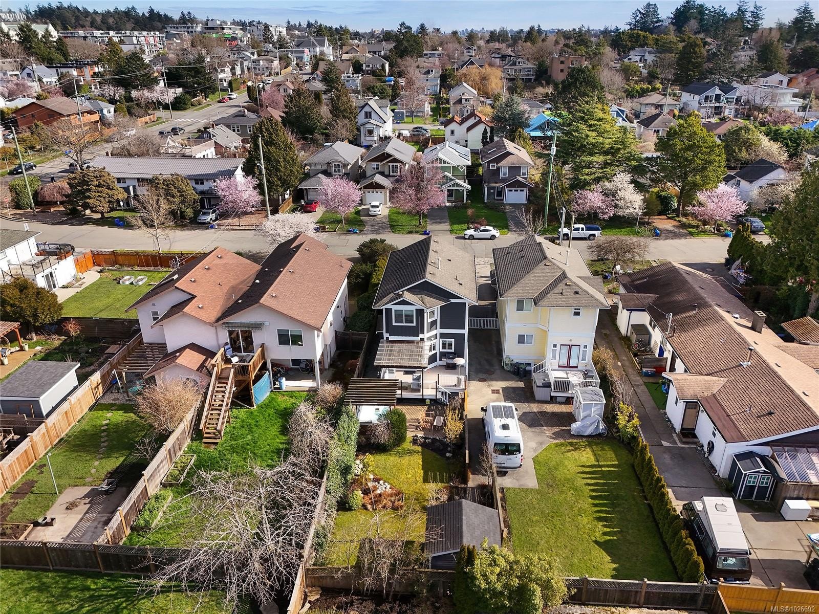 486 Foster St, Esquimalt, BC