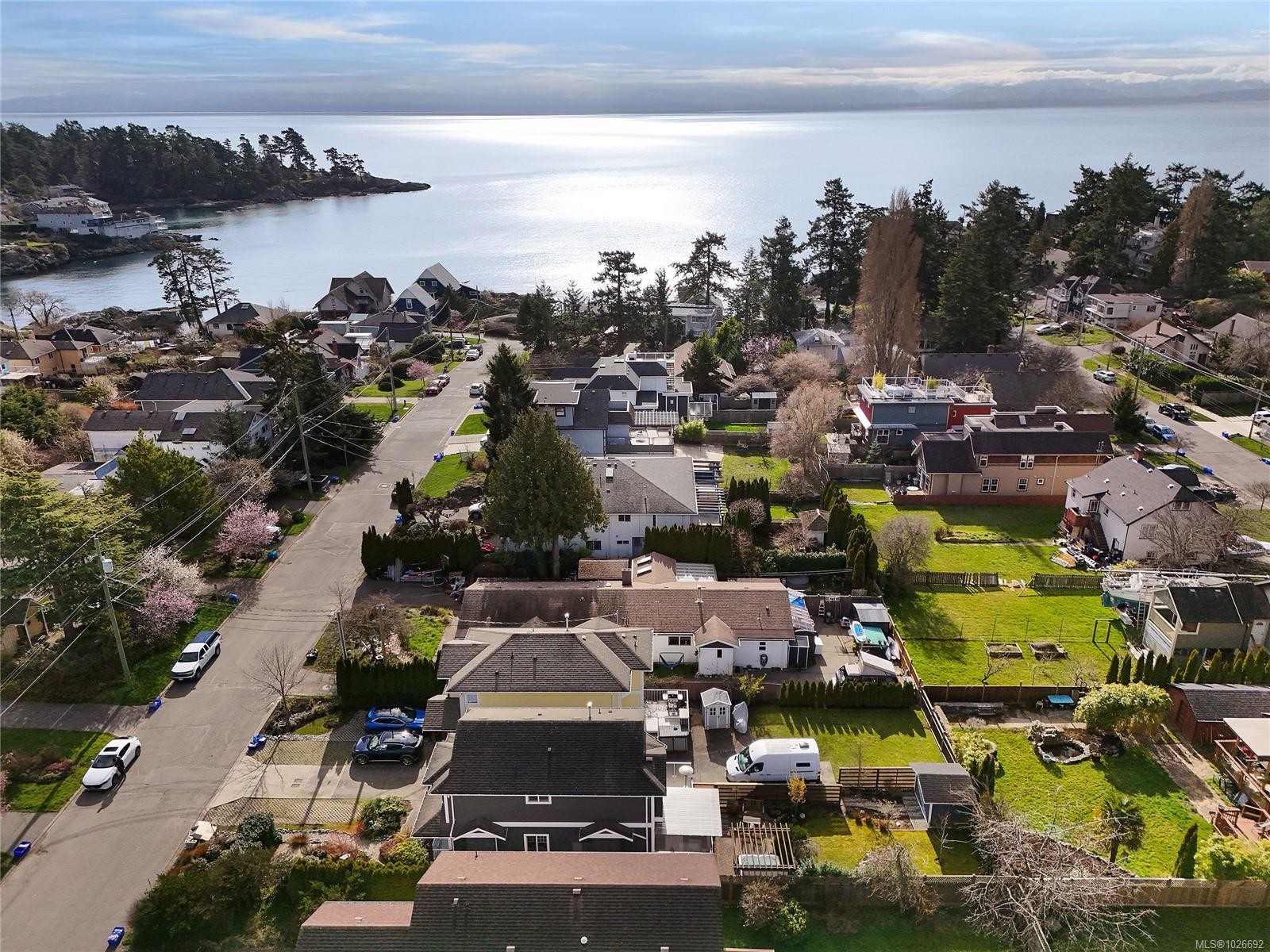 486 Foster St, Esquimalt, BC