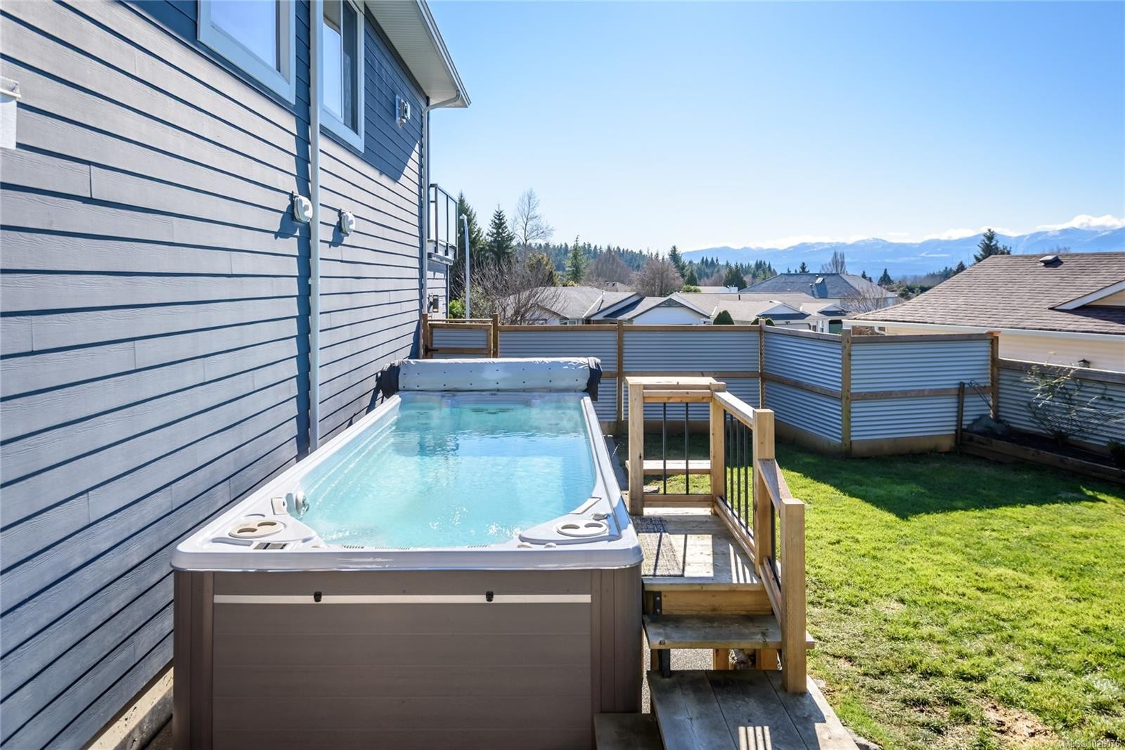 2224 Valley View Dr, Courtenay, BC