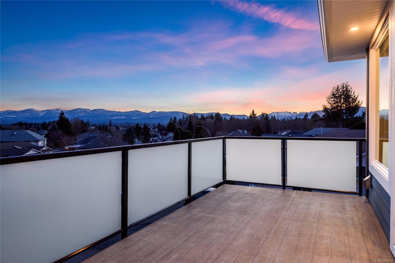 2224 Valley View Dr, Courtenay, BC