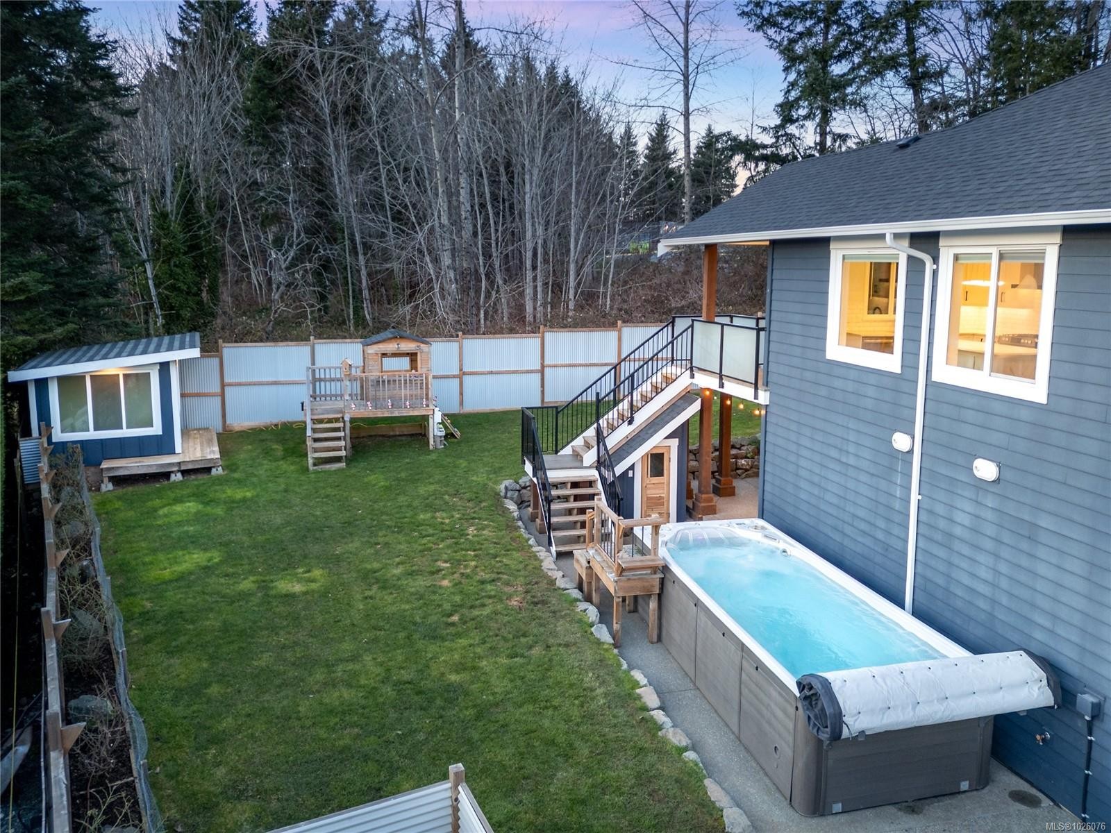 2224 Valley View Dr, Courtenay, BC