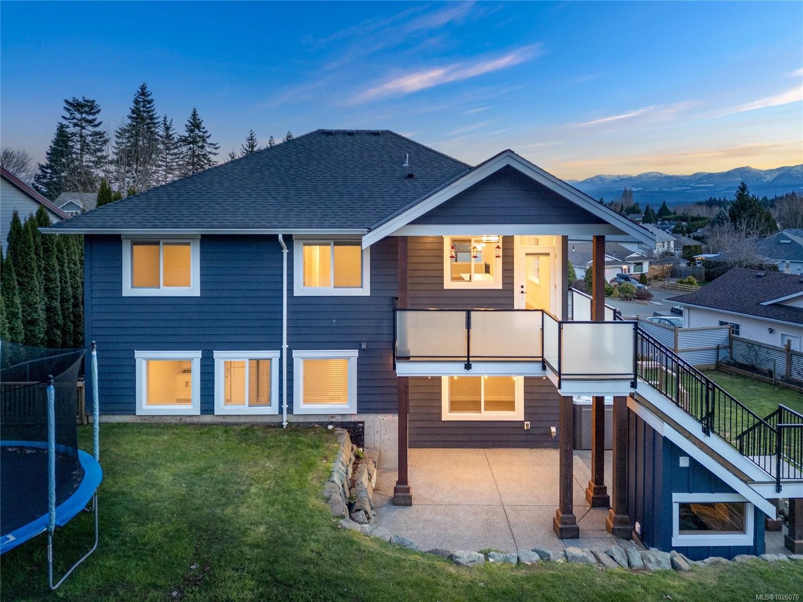 2224 Valley View Dr, Courtenay, BC