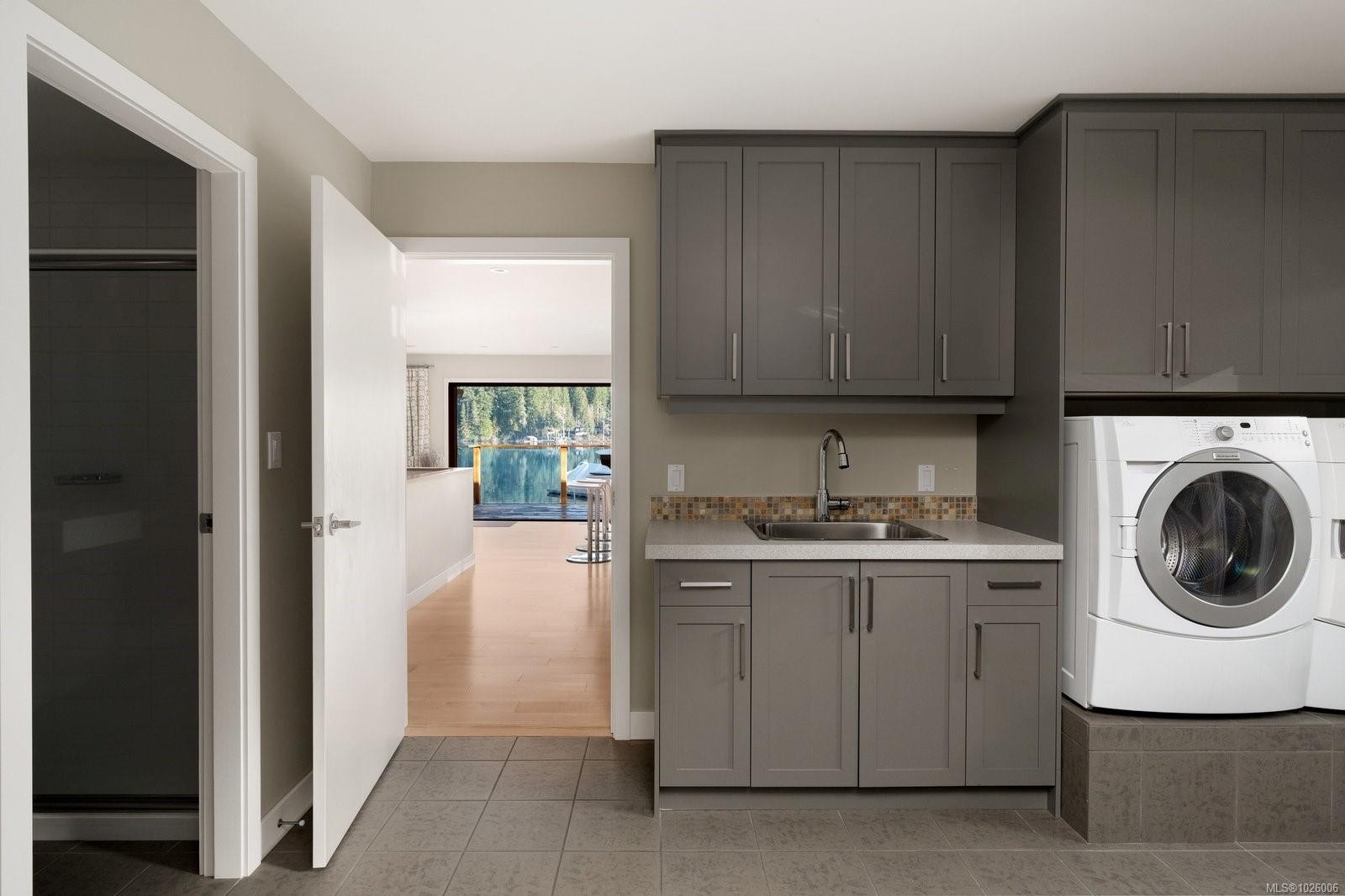 1655 West Shawnigan Lake Rd, Shawnigan Lake, BC