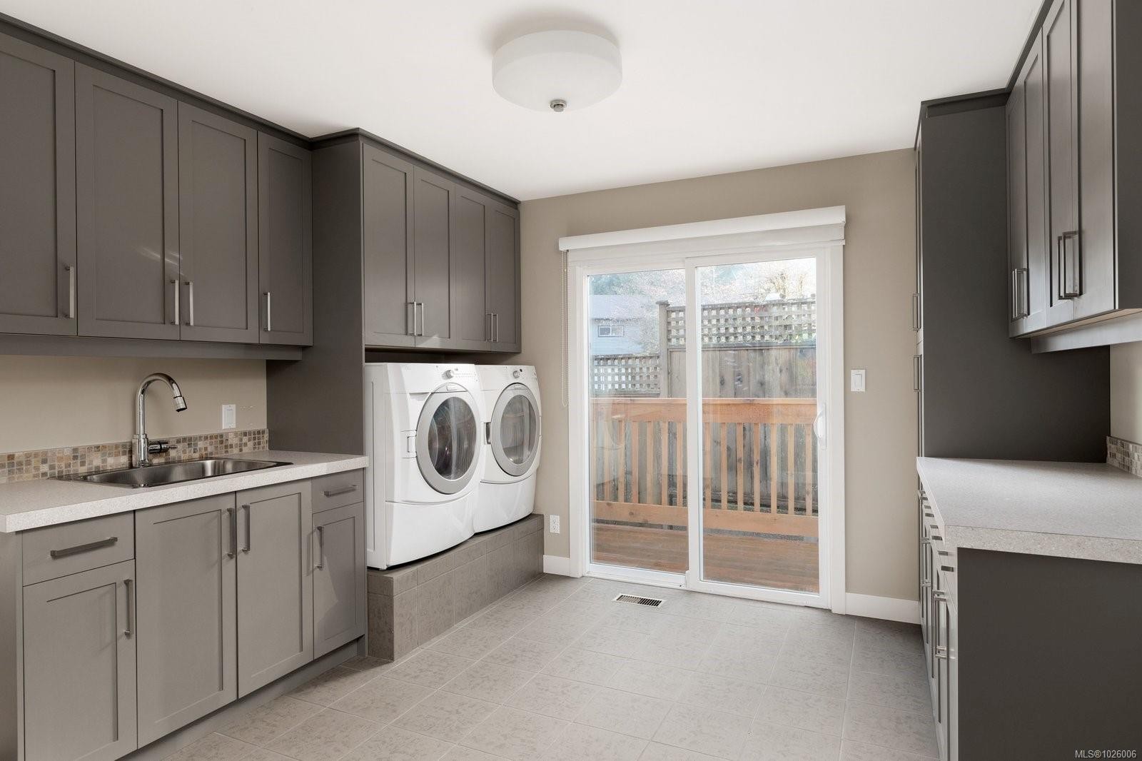 1655 West Shawnigan Lake Rd, Shawnigan Lake, BC