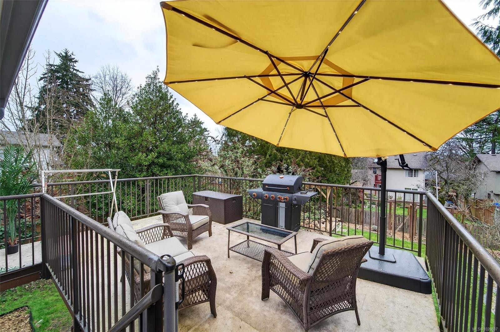 3905 Grange Rd, Saanich, BC