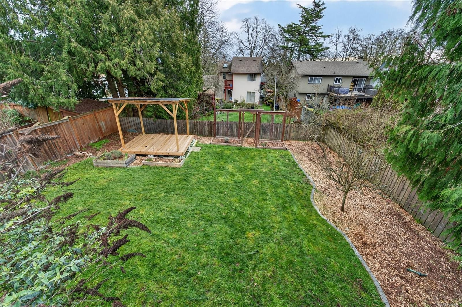 3905 Grange Rd, Saanich, BC