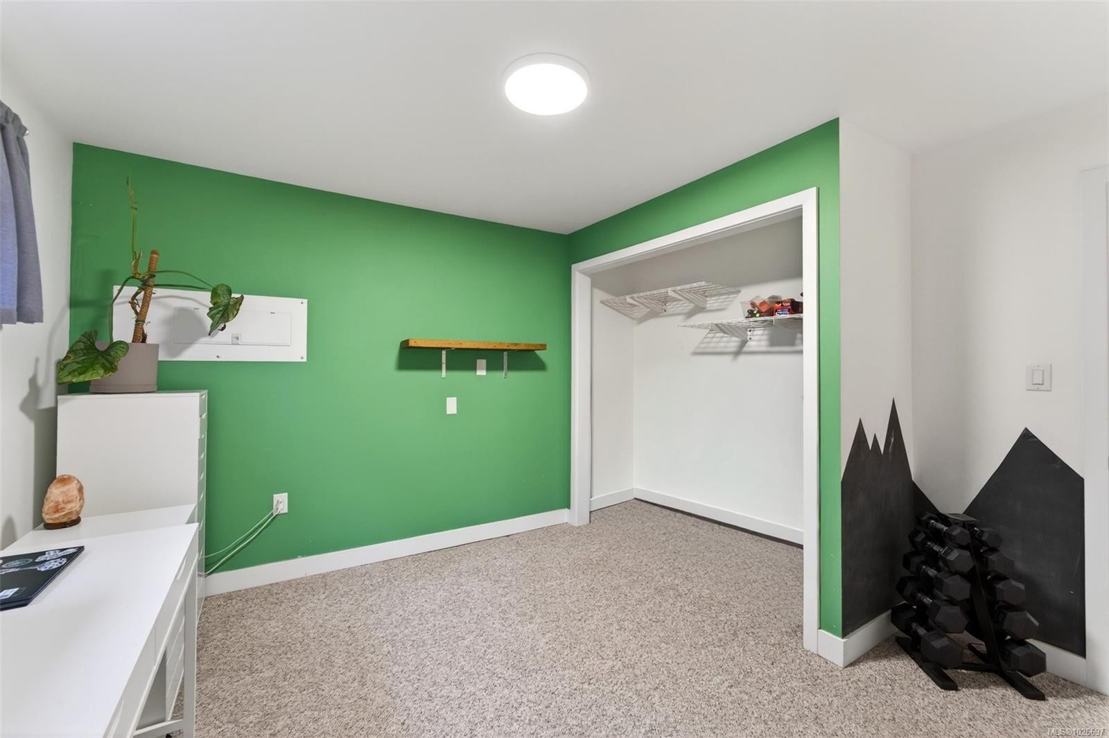 3905 Grange Rd, Saanich, BC